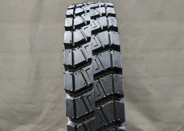 Le type pneus de crochet de chariot de ferme de modèle 5.50-16 TTT polarisent la structure en nylon de pneu